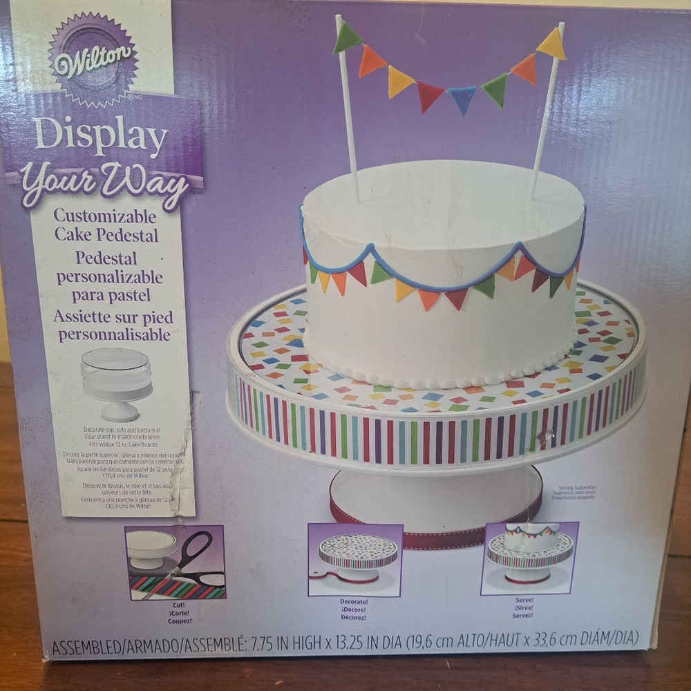 BNIB Wilton Display Your Way cake stand